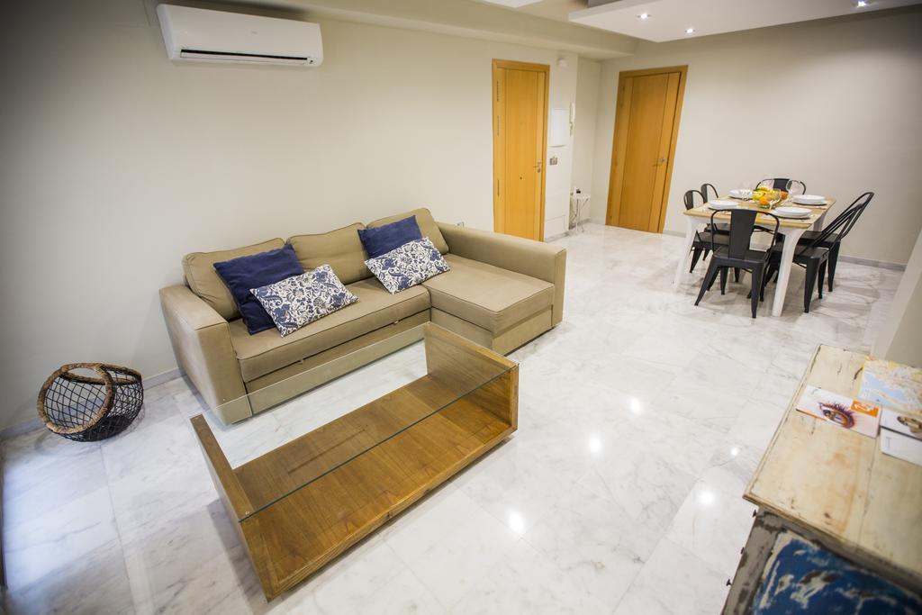 מאלגה Ab Apartamentos Reding מראה חיצוני תמונה