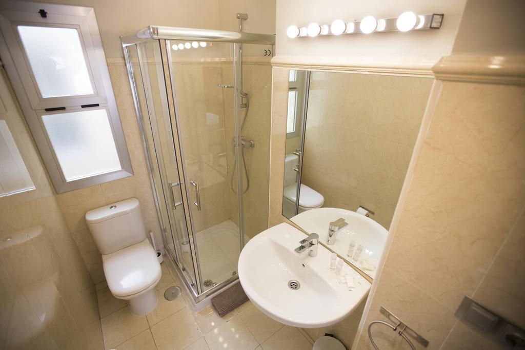 מאלגה Ab Apartamentos Reding מראה חיצוני תמונה