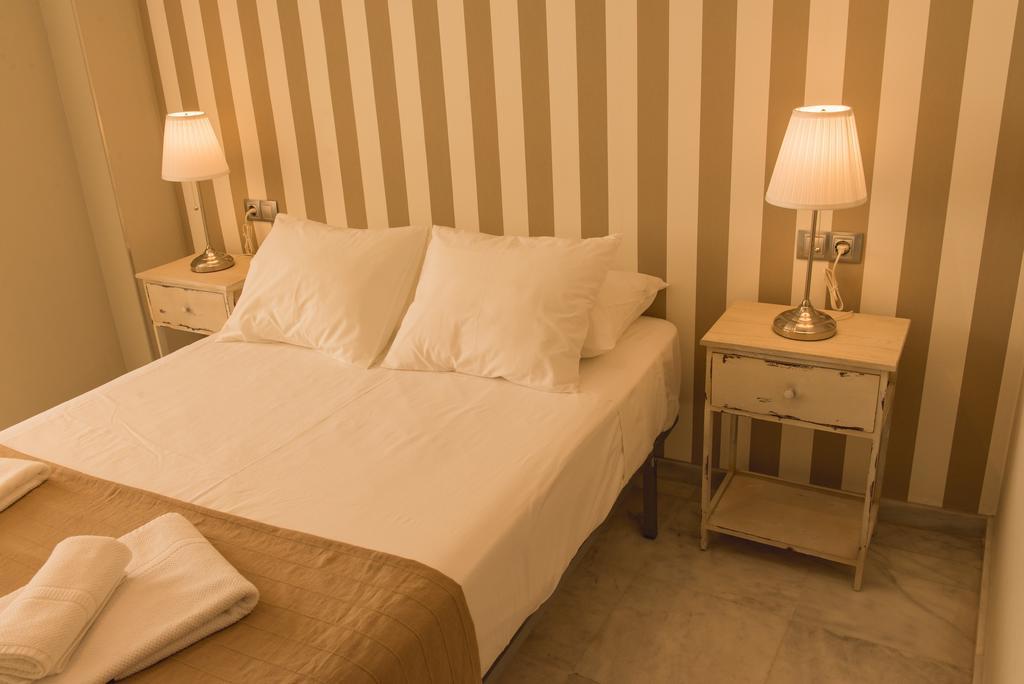 מאלגה Ab Apartamentos Reding מראה חיצוני תמונה
